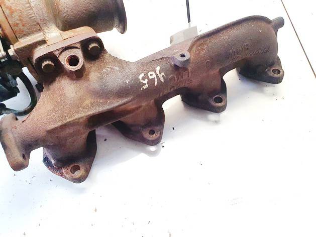 781018203 BMW 5-Series 2013 kolektor wydechowy