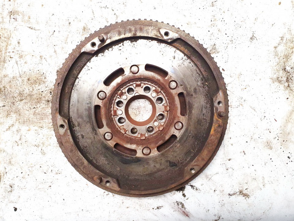 Toyota Avensis 2004 Koło zamachowe