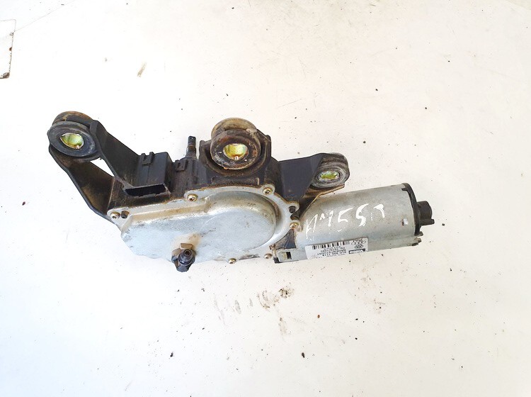 8L0955711B Volkswagen Passat 1999 Wiper motor (Rear Screen Wiper Engine) - REAR