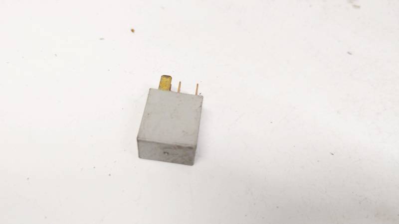 952252D000 Kia Ceed 2010 Przekaźnik - Thumbnail 3