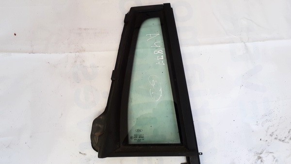 Ford Mondeo 2001 Поворотное стекло - задний правый