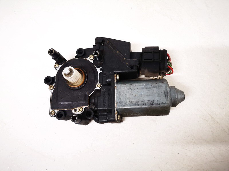114184101 Audi A4 1999 Моторчик стеклоподъемника - задний правый