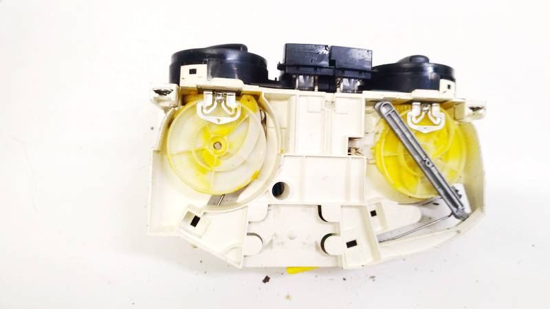 1J0819045F Volkswagen Golf 1998 Climate Control Panel (heater control switches) - Thumbnail 2