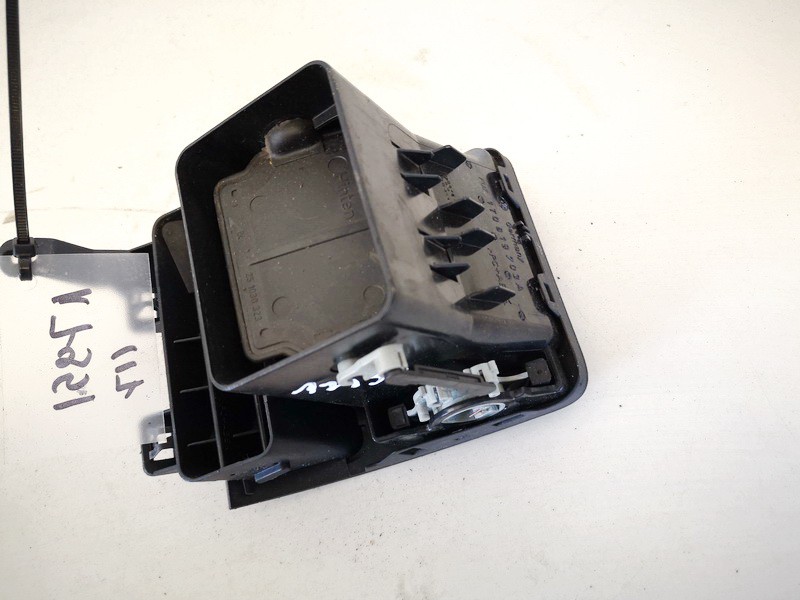 1T0819703A Volkswagen Touran 2004 Dash Vent (Air Vent Grille) - Thumbnail 2