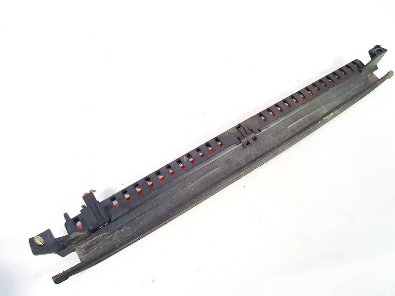 1J6945097C Volkswagen Golf 1998 Emergency Third Brake Light (Third Brake Light)