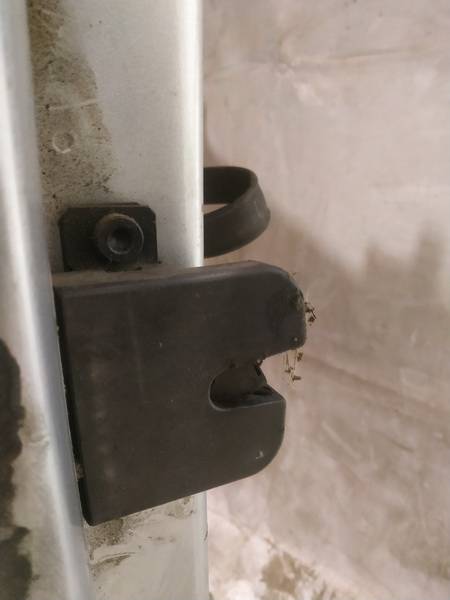 Volkswagen Caddy 2006 Trunk Lid Lock Latch - REAR