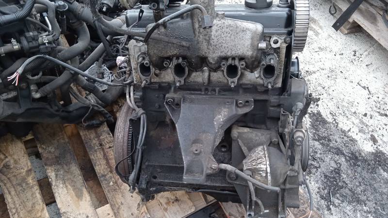 AFN Audi A4 1998 Engine - Thumbnail 4