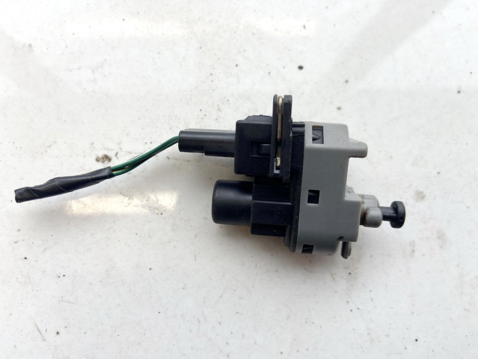 1S7T13480AA Toyota Previa 2001 Brake Light Switch (sensor) - Switch (Pedal Contact) - Thumbnail 2
