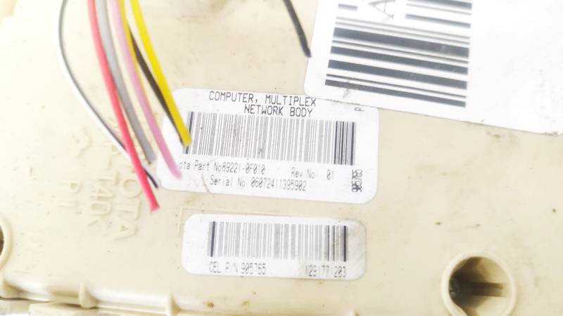 892210F010 Toyota Corolla Verso 2007 Fuse box - Thumbnail 3