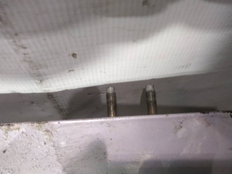 Nissan Almera Tino 2003 Hood Hinges - REAR RIGHT