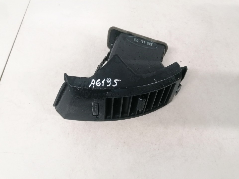 C236GM932 Mazda 5 2006 Dash Vent (Air Vent Grille) - LEFT
