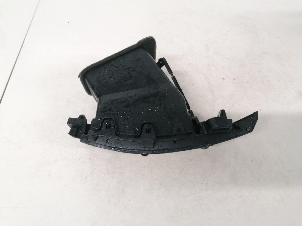 C236GM932 Mazda 5 2006 Dash Vent (Air Vent Grille) - LEFT - Thumbnail 2