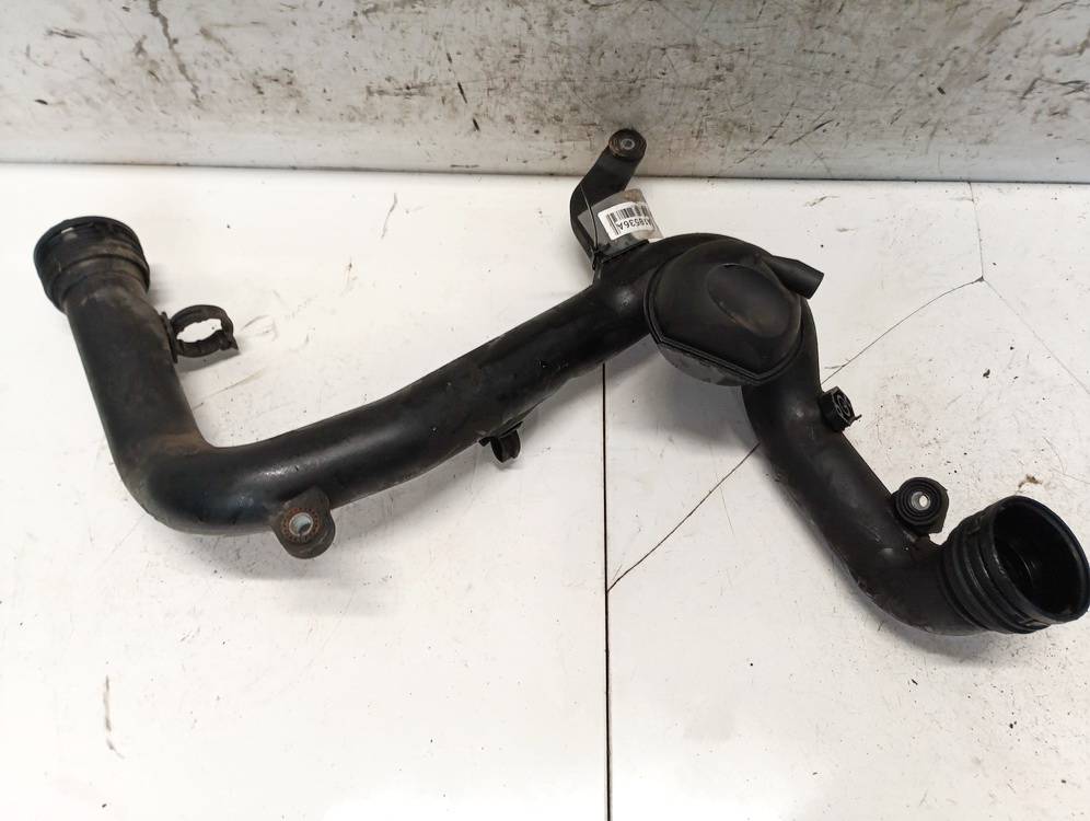1K0145770B Volkswagen Golf Plus 2006 TURBO INTERCOOLER PIPE HOSE