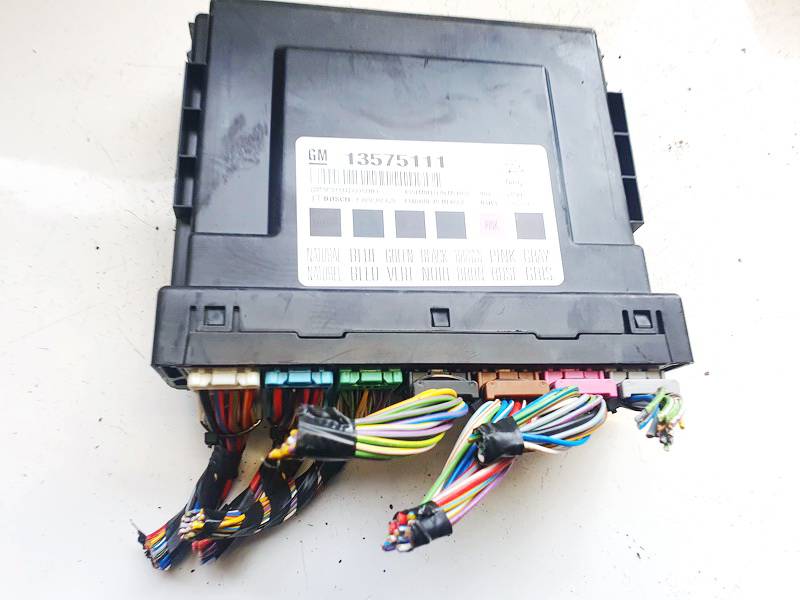 13575111 Opel Astra 2009 Блок комфорта