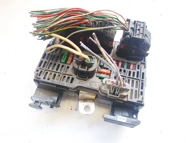 9657718780 Citroen C4 2006 Skrzynka bezpieczników