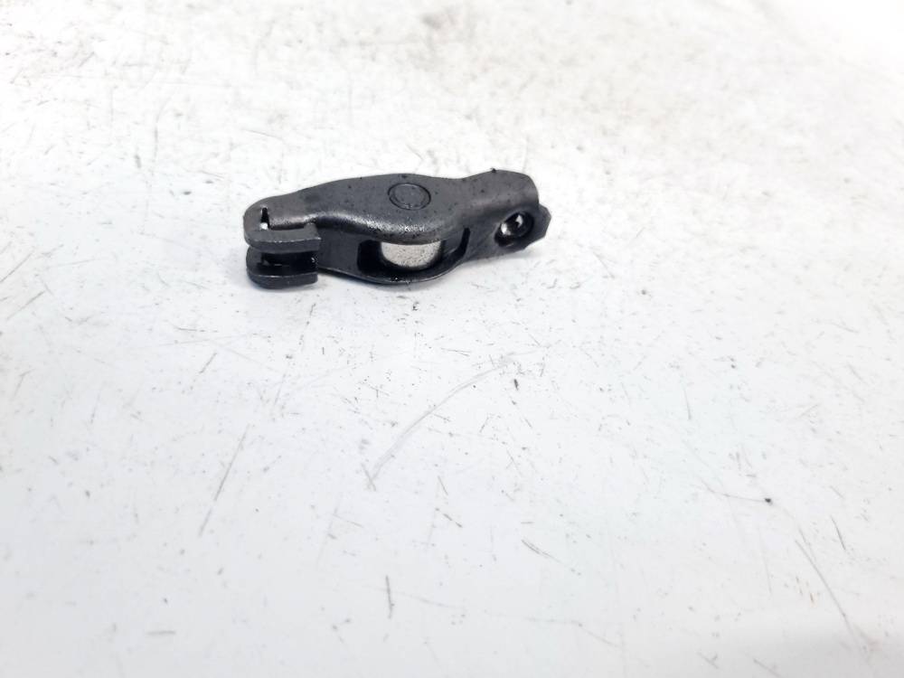 Mazda 3 2007 Voztuvo pakelejas (voztuvo svirtele, karomislai) - Thumbnail 3