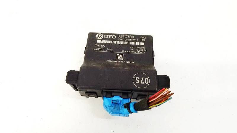 3C0907530C Volkswagen Passat 2006 Door control relay (DOOR CONTROL UNIT MODULE ECU )