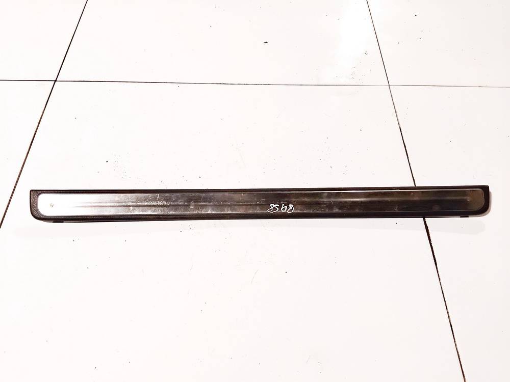 769B0AV710 Nissan Primera 2003 Interior door step trim - FRONT RIGHT