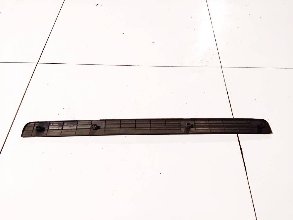 769B0AV710 Nissan Primera 2003 Interior door step trim - FRONT RIGHT - Thumbnail 2