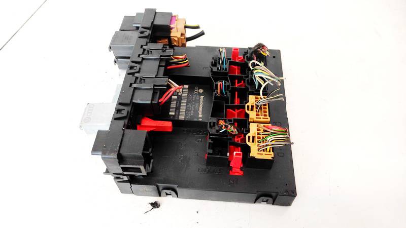 8P0907279A Audi A3 2003 Confort Contrôle Module - Thumbnail 2