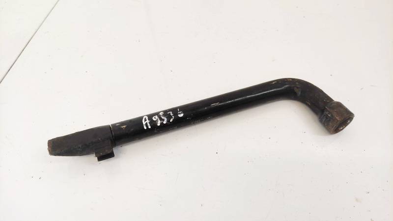 Opel Astra 2012 Raktas, ratui atsukti (ratu raktas)