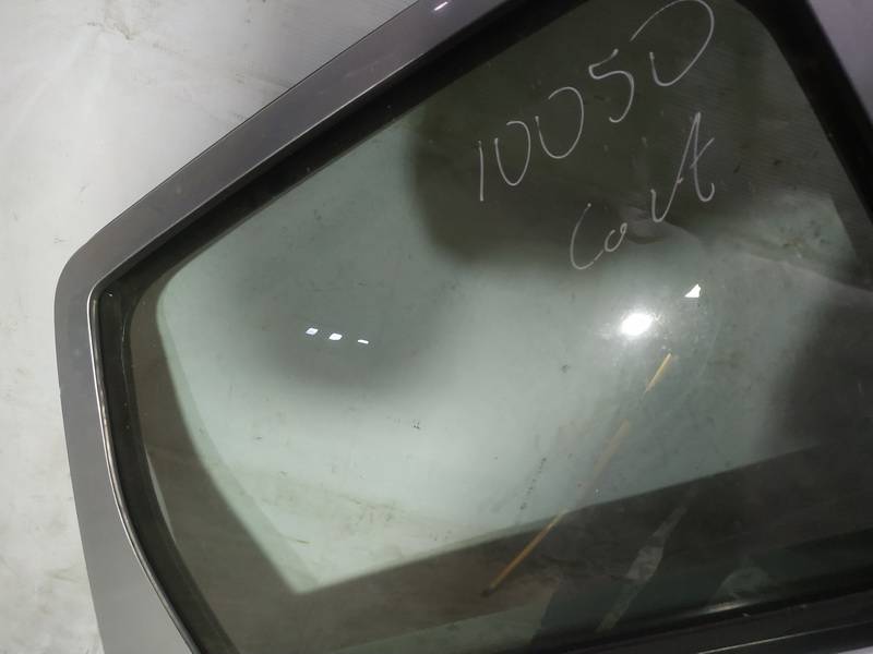 AS2 Mitsubishi Colt 2005 Durvju stikls - AIZMUGURE PA LABI