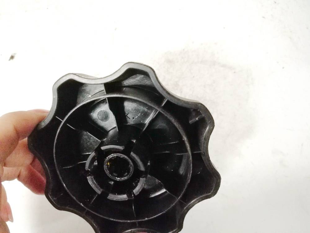 Kia Ceed 2008 Innenausstattung - Thumbnail 3