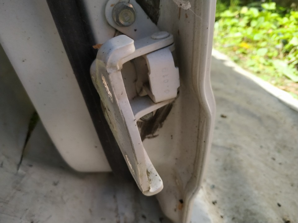 Opel Antara 2008 Aizmugurējo durvju eņģe - AIZMUGURE - Thumbnail 2