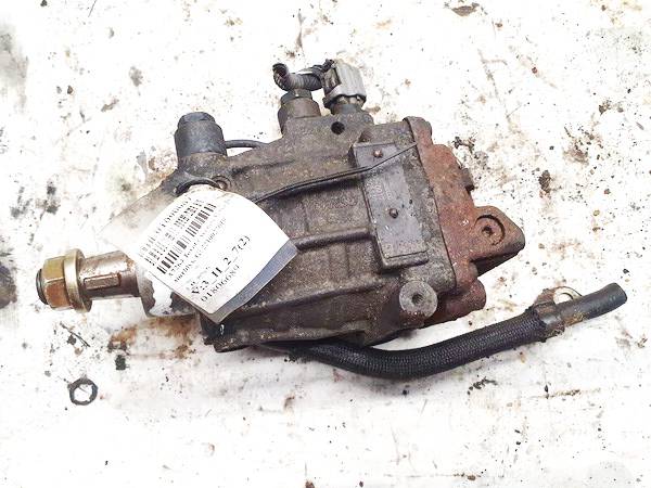 2210027010 Toyota Avensis Verso 2002 Насос топливный