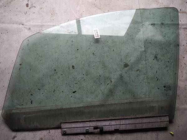 AS2 Opel Zafira 2006 Durvju stikls - PRIEKŠA PA KREISI