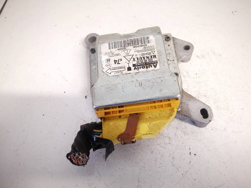 8200412021 Renault Laguna 2006 SRS gaisa spilvena dators – gaisa spilvenu vadības bloks
