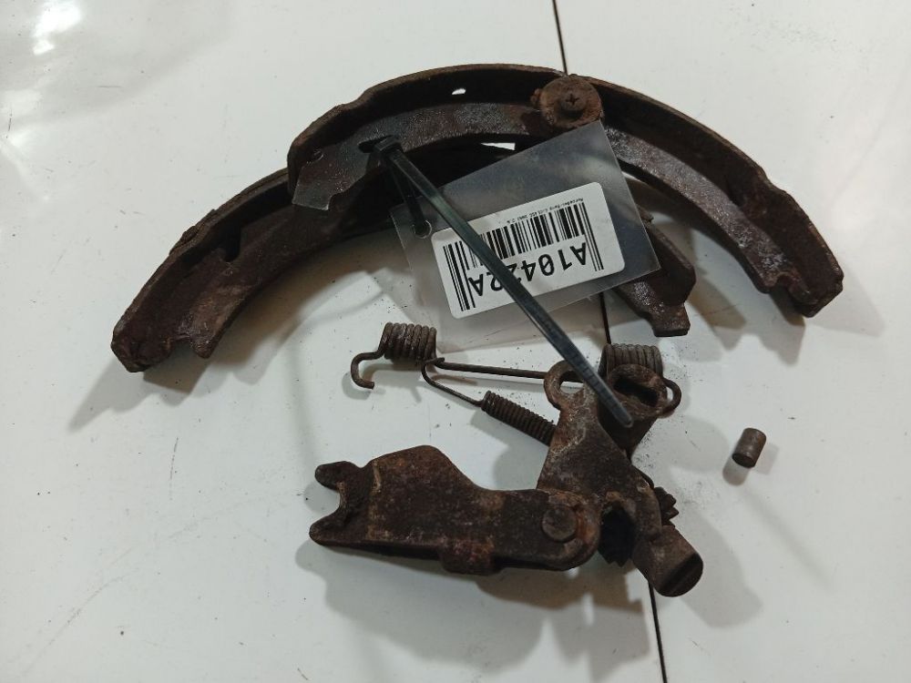 Mercedes-Benz C-CLASS 2002 Rankinio stabdzio mechanizmas