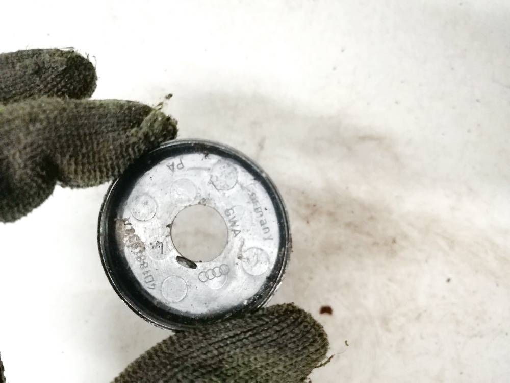 4D1881933A Audi A4 1995 Salona apdare (plastmasas) - Thumbnail 3