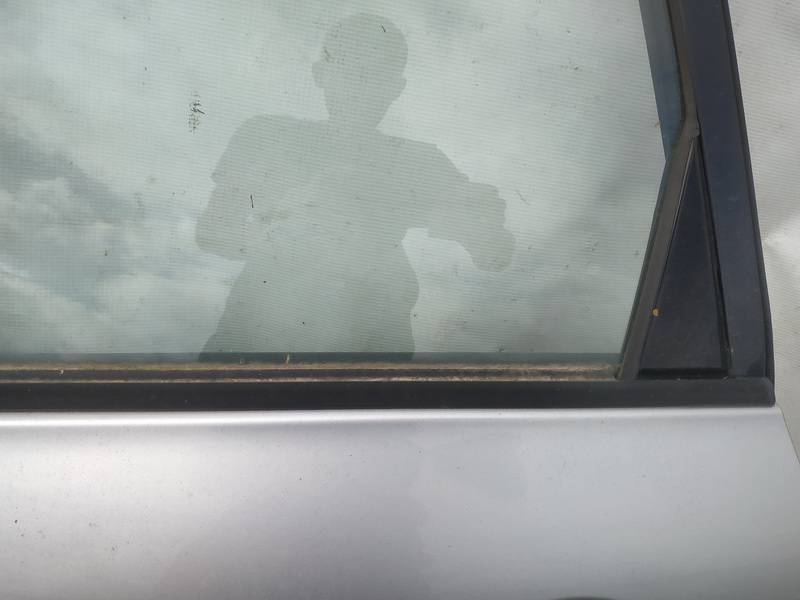 Toyota Avensis Verso 2003 Listwa szyby drzwi - TYLNE LEWE - Thumbnail 3