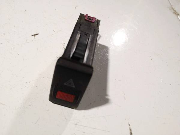 8D0941509C Audi A4 1998 Hazard switch