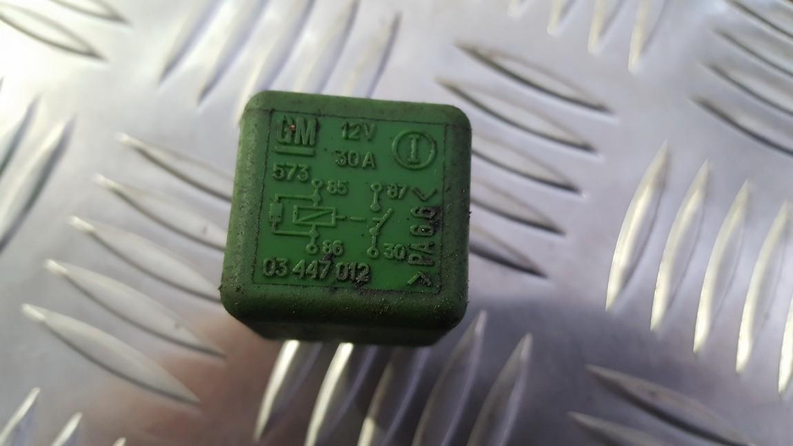 03447012 Opel Omega 1996 Relay module