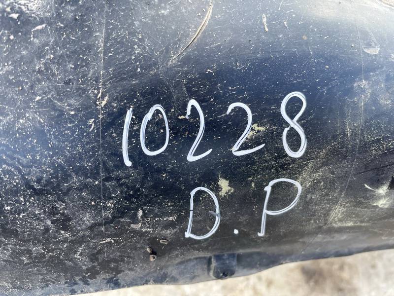 8E0821172 Audi A4 2002 Revestimientos de la aleta antisalpicaduras - DELANTERO DERECHO - Thumbnail 4