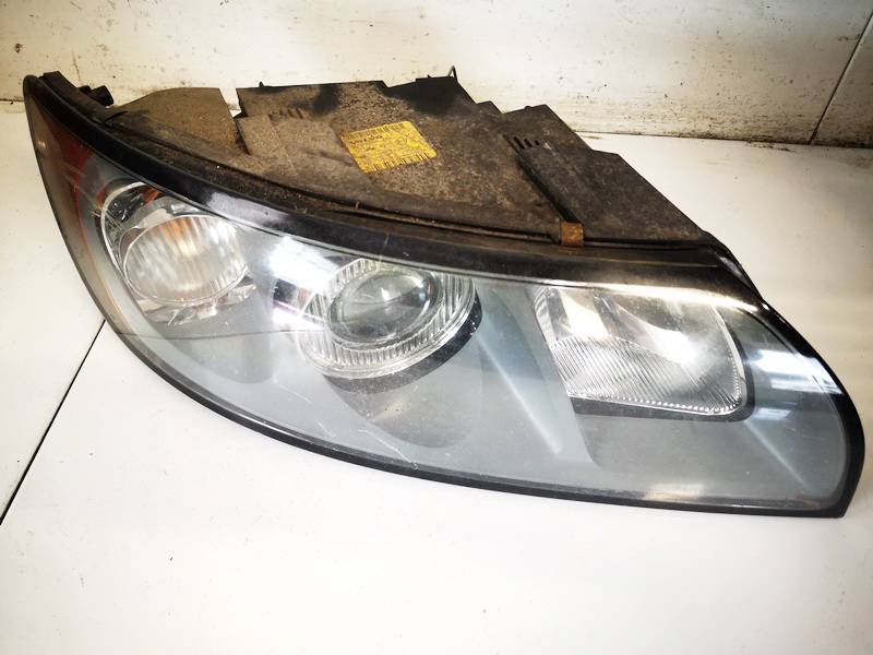30698886 Volvo V50 2005 Headlight - FRONT RIGHT