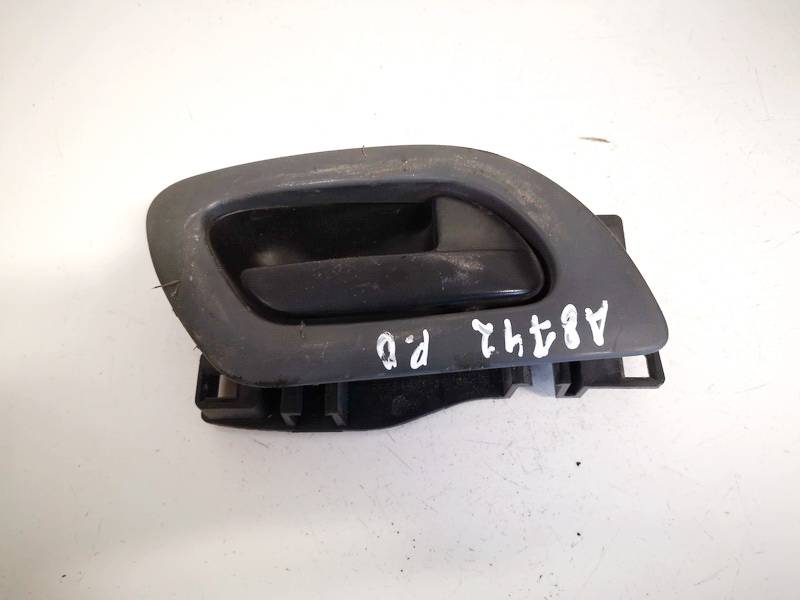 96555514XT Volkswagen Passat 2001 Door Handle Interior - FRONT RIGHT