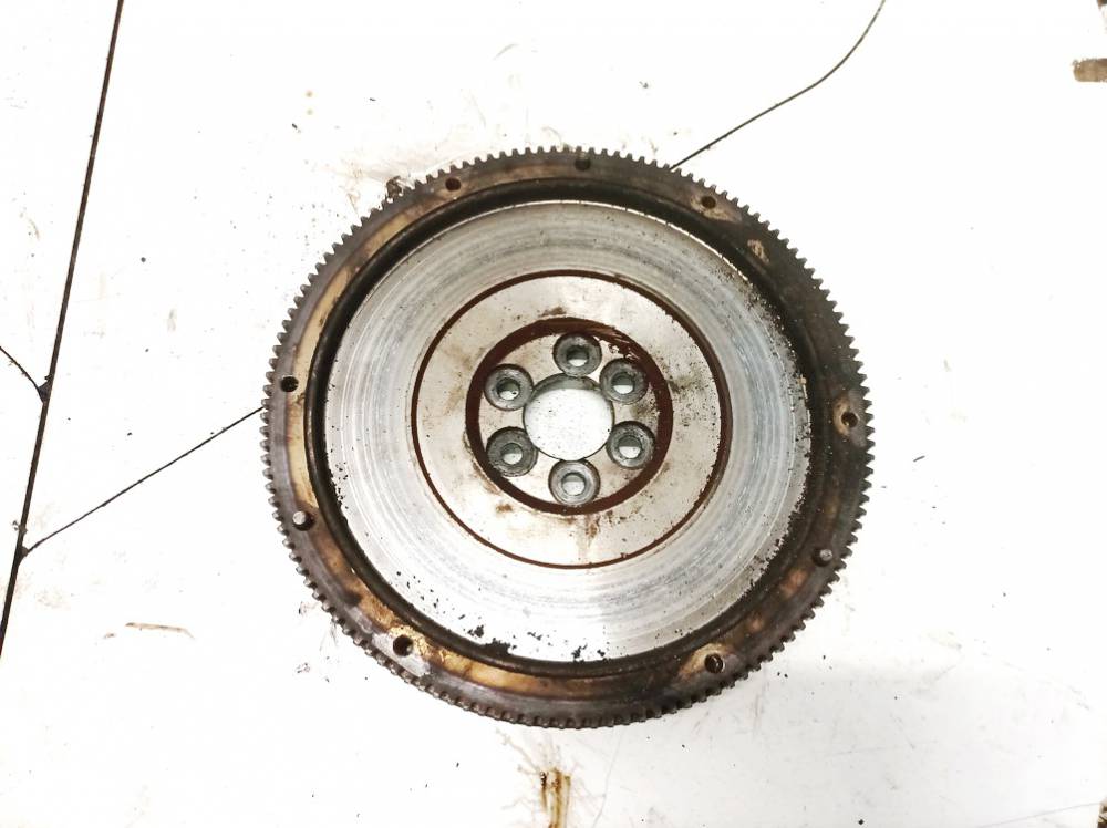 Volkswagen Golf 1999 Flywheel (for Clutch)
