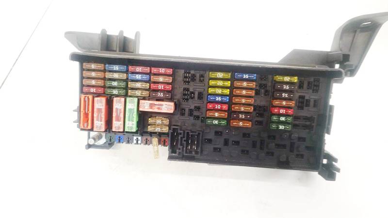 A1645402372 Mercedes-Benz ML-CLASS 2007 CAJA RELES - FUSIBLES