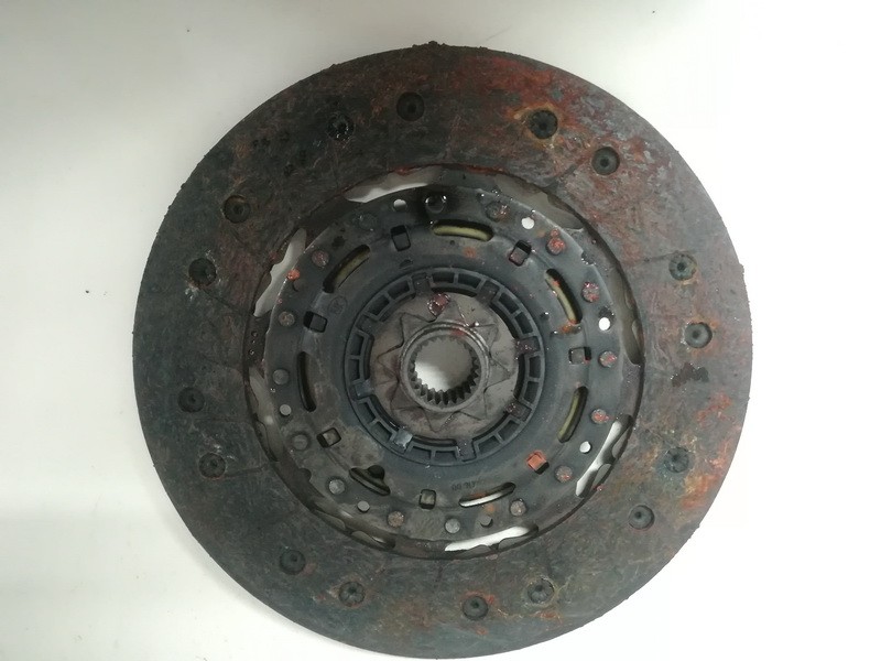 6M517550AA Ford Kuga 2010 Sankabos diskas