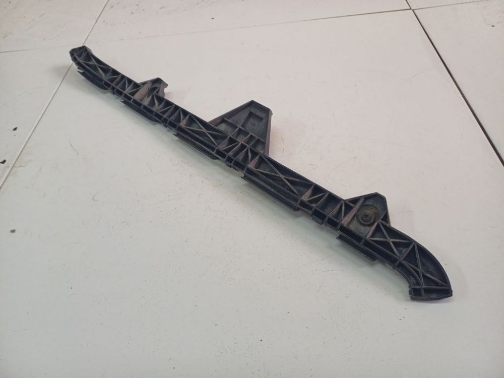 5257505050 Toyota Avensis 2006 Puskurin kiinnike - TAKANA OIKEALLA - Thumbnail 3