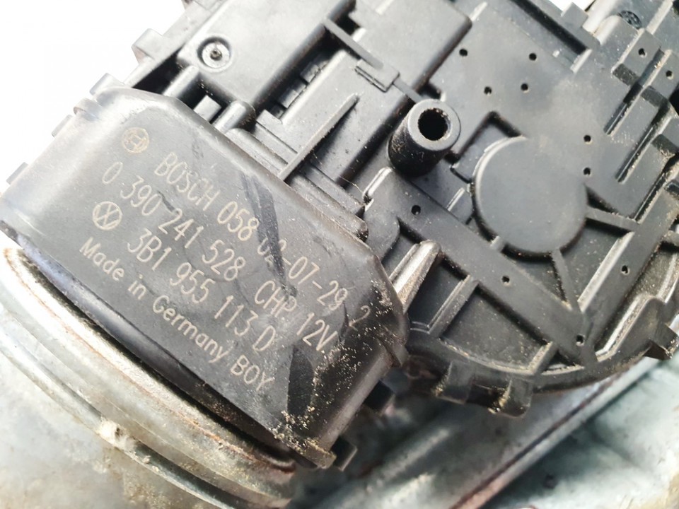 0390241528 Volkswagen Passat 2002 Моторчик стеклоочистителя передний - Thumbnail 3