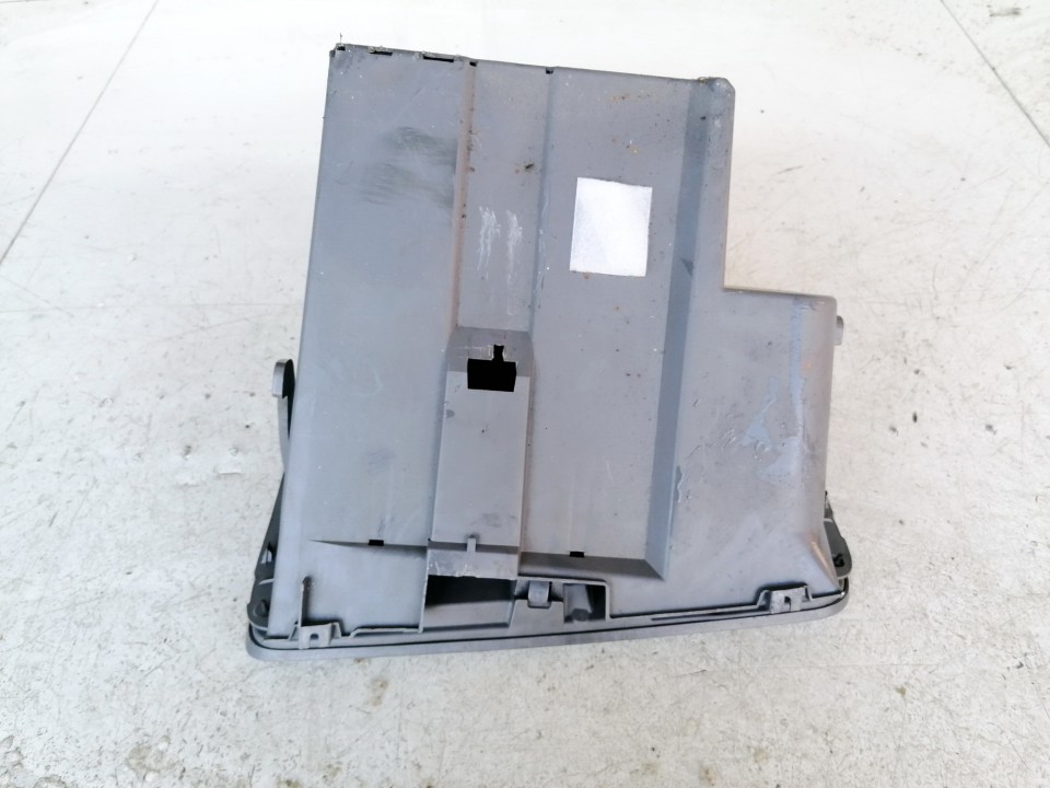 used used Glove Box Assembly Nissan Micra 2003 1.2L EIS01226718