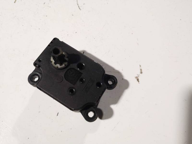 1S7H19E616AA Jaguar X-Type 2006 Heater Vent Flap Control Actuator Motor - Thumbnail 2