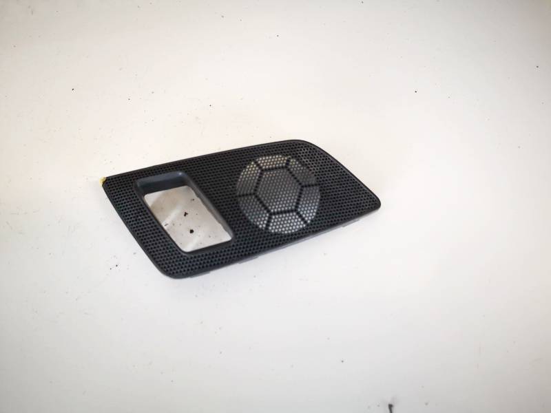 1Z0868160A Skoda Octavia 2012 Skaļruņa režģis - AIZMUGURE PA LABI