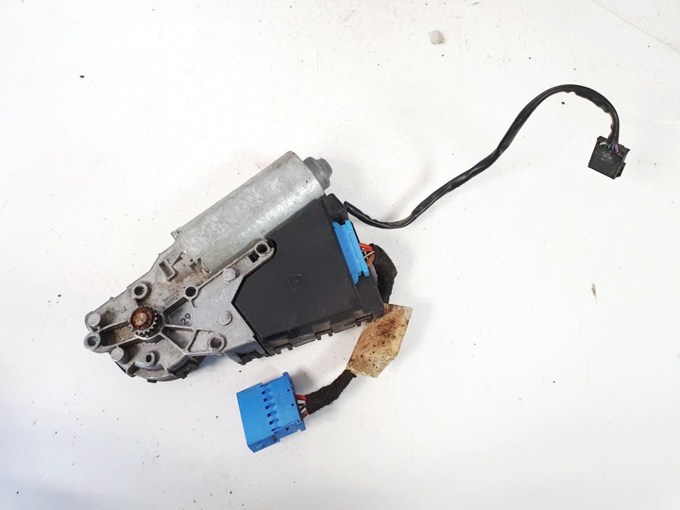 1J6959591 Volkswagen Passat 1998 Schiebedachmotor (Schiebedach Motor) - Thumbnail 3