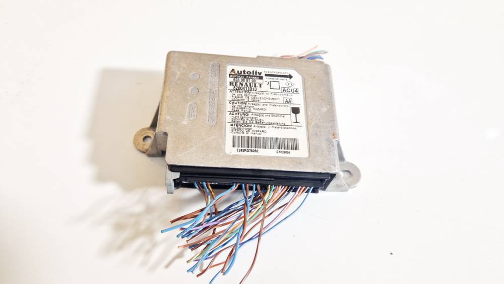 8200411013 Renault Scenic 2004 CALCULATEUR AIRBAG
