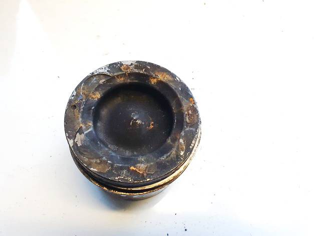 PC37 Kia Sportage 2011 Piston